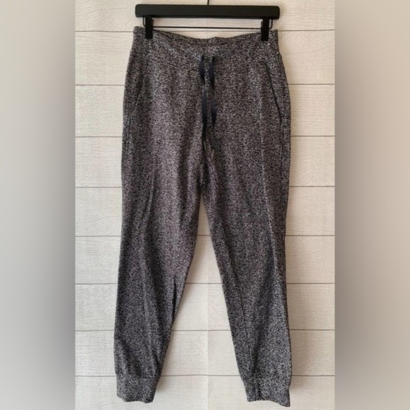 NWOT Lululemon Ready To Rulu Pant
Running Luon Suited Jacquard Black White - Picture 5 of 9
